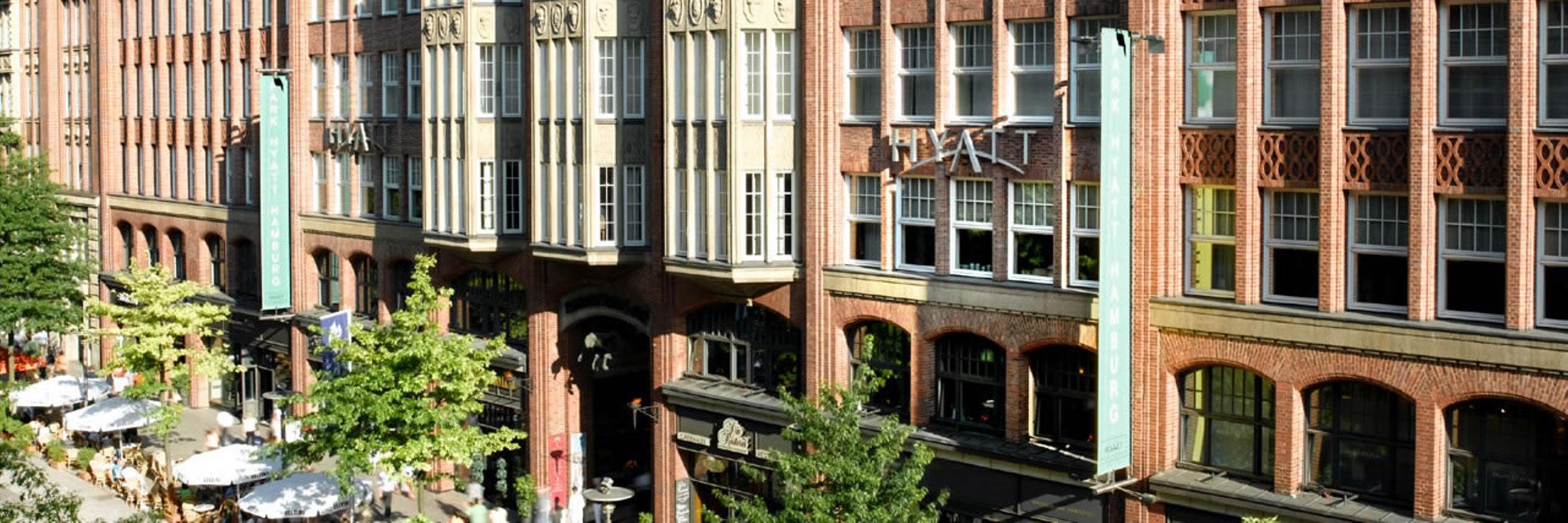 Conrad Hamburg Hotel ภายนอก รูปภาพ The former department store, now a hotel